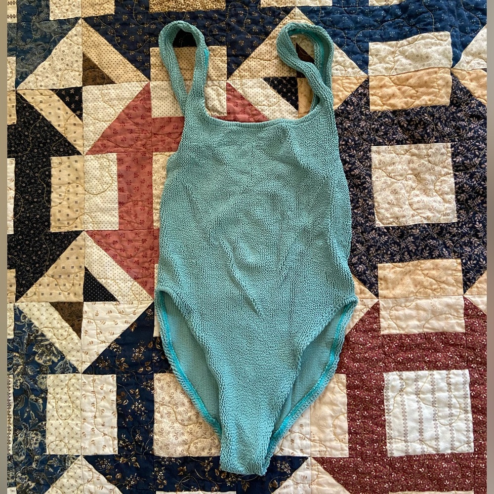 Aplomb One-Piece YouSwim Suit